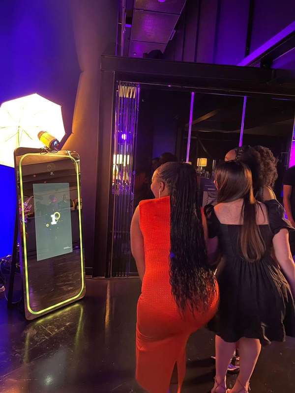 Photo Booth For Sale (Magic Mirror)