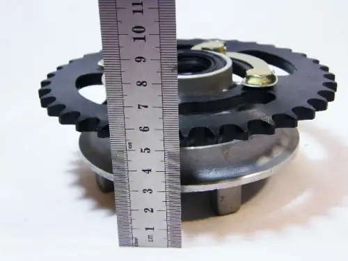 37T ( LD37 ) rear sprocket and hub - JJ120-7 for Gomoto 125 and various other 125 models