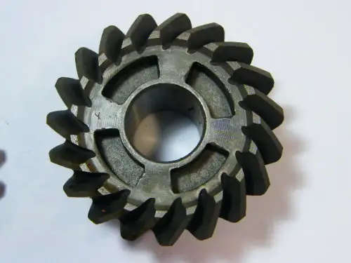 Lot of 2 BB250 UTE reverse gears - one look used - 19 gears