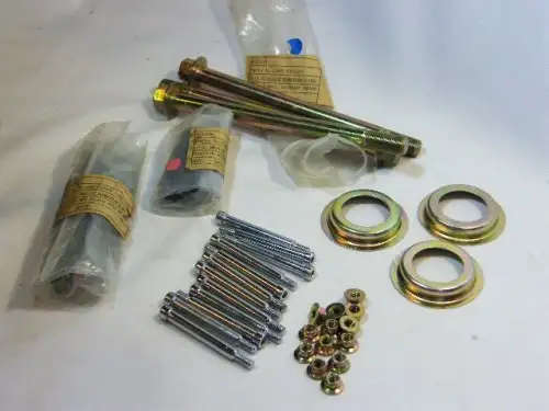 Lot of bolts and gaskets for ATV500 drive pulley assembly