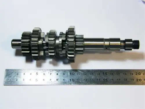 BB250 UTE gear spindle / drive gear shaft for various 250cc quad bikes