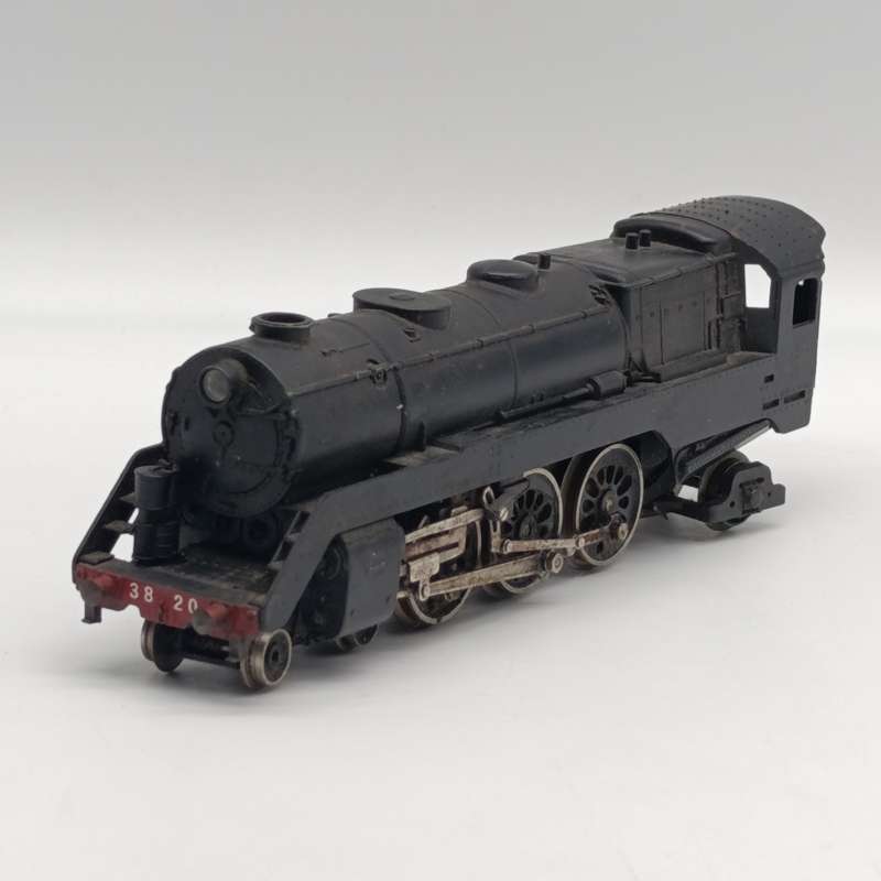 Vintage Lima HO scale locomotive