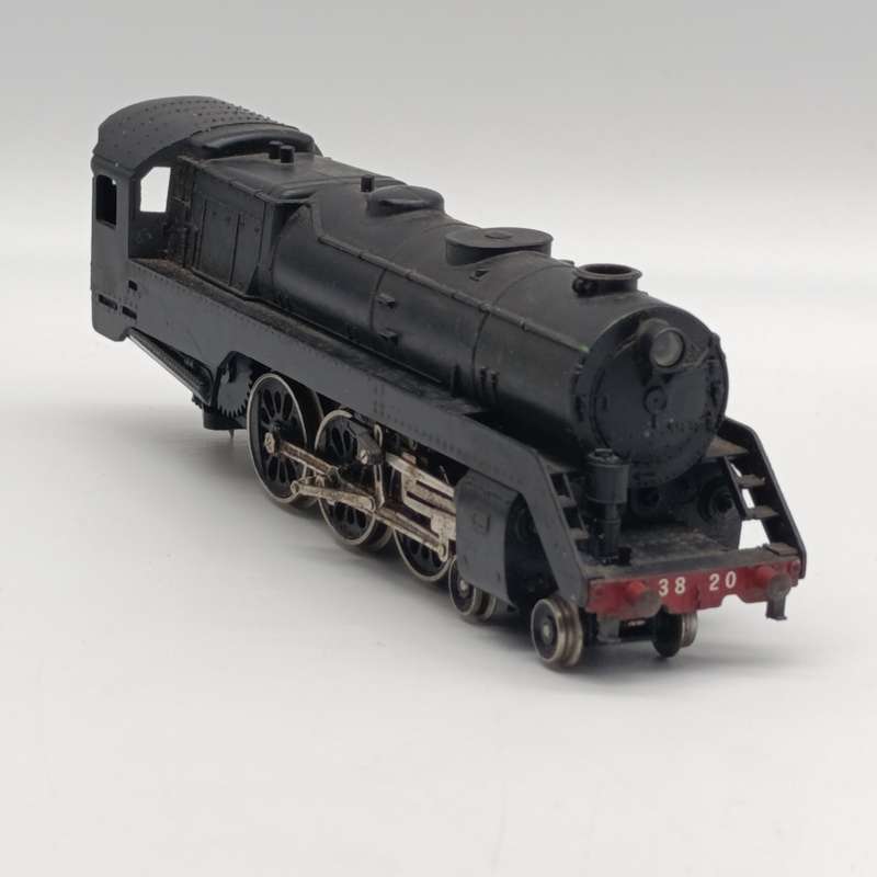 Vintage Lima HO scale locomotive