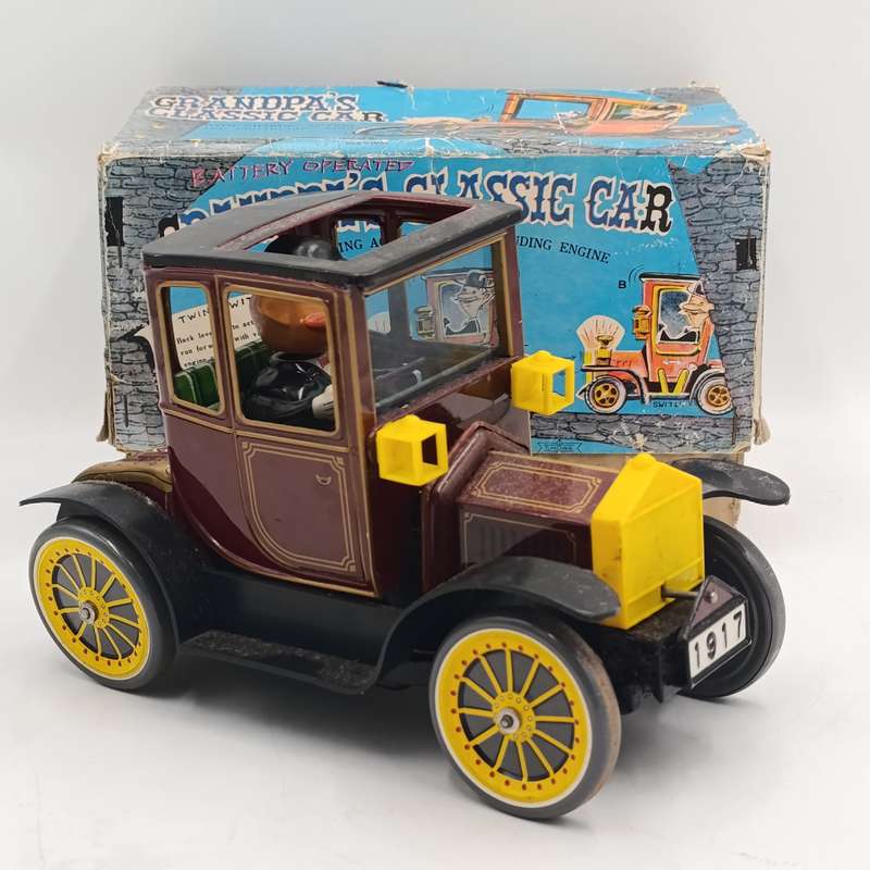 Vintage Grandpa's Classic car battery operated toy in box - drive train faulty