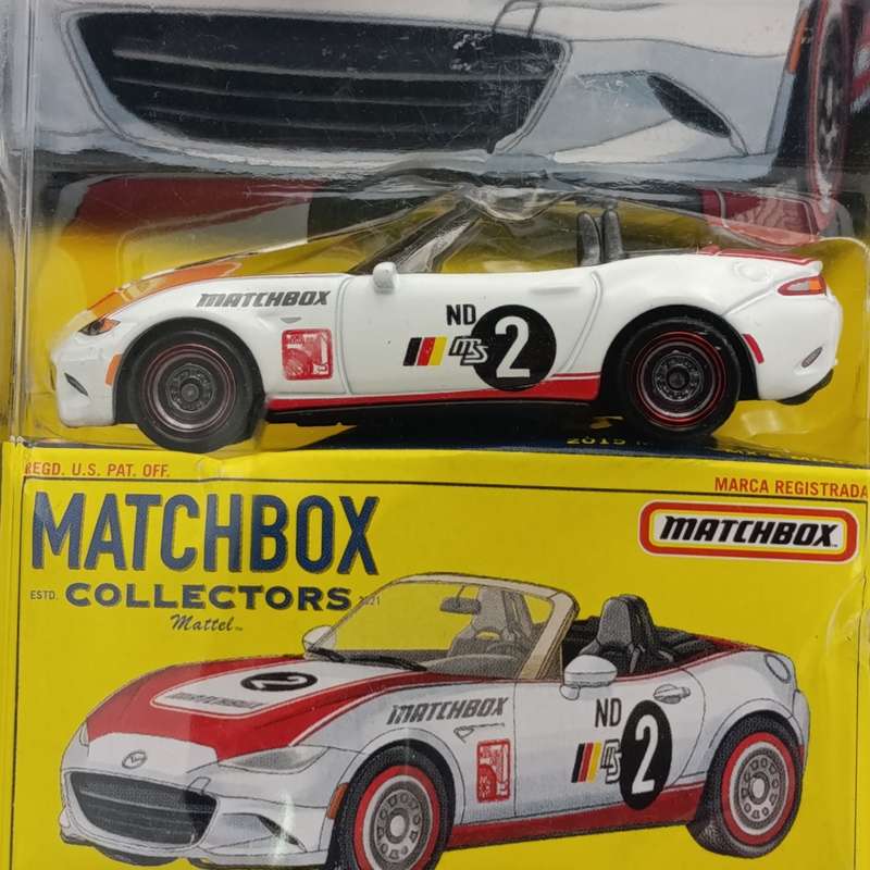 Matchbox 2015 Mazda MX-5 Miata die-cast racing toy car - still sealed