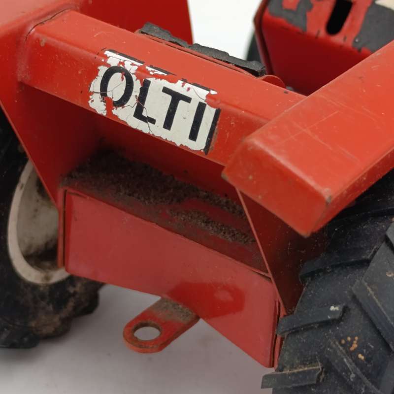 Olti pressed steel toy tractor - no steering wheel
