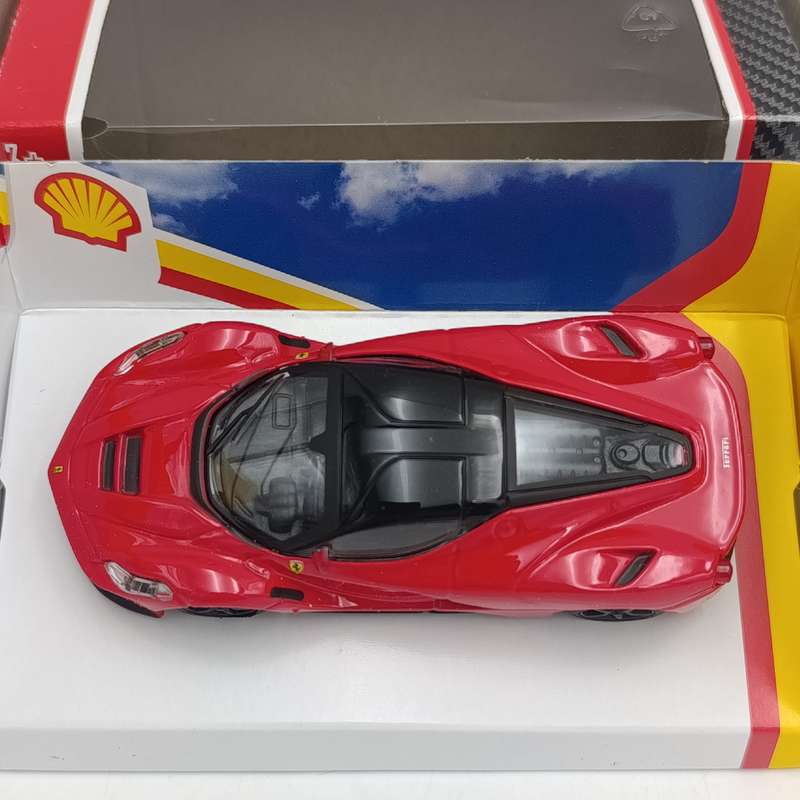 Bburago Shell LaFerrari die-cast model car scale 1/43