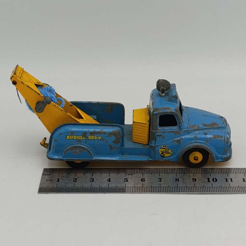 Vintage Budgie Toys Towing tender Breakdown truck die-cast model