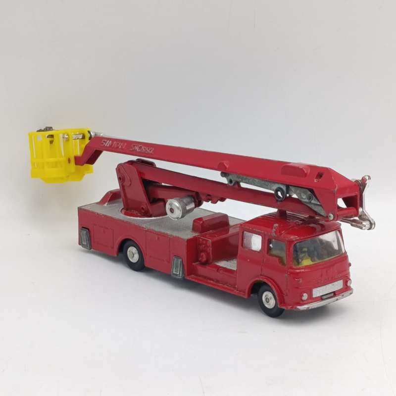 Vintage Corgi Toys Major #1127 Simon Snorkel Fire Engine in box - extension boom mechanism missing