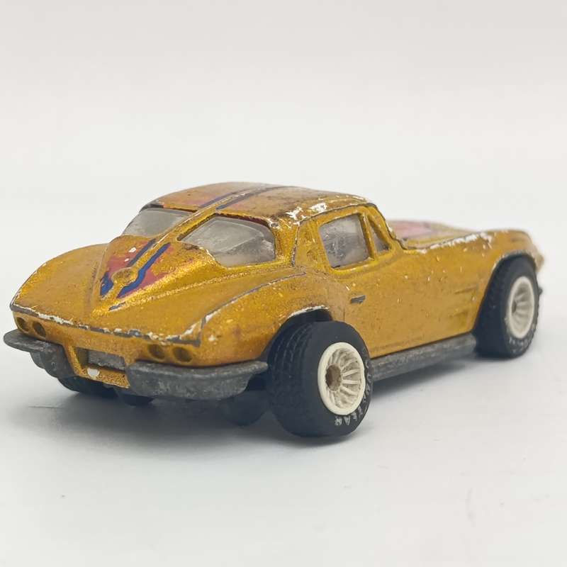 Vintage Hot wheels Real Riders Corvette Stingray die-cast car