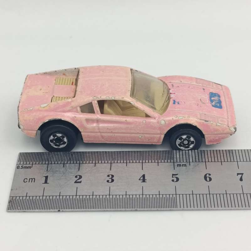 Vintage Hot Wheels Ferrari 308 colour changer die-cast car