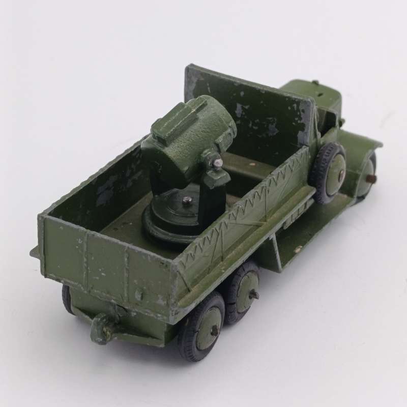 Dinky Toys #161 Mobile Anti-Aircraft unit search light truck and gun on trailer