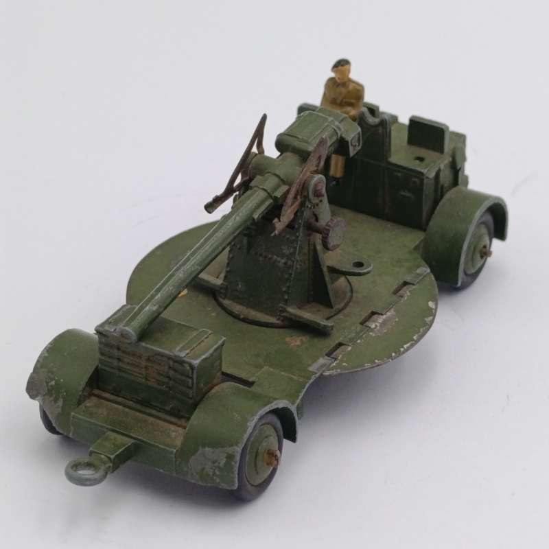 Dinky Toys #161 Mobile Anti-Aircraft unit search light truck and gun on trailer