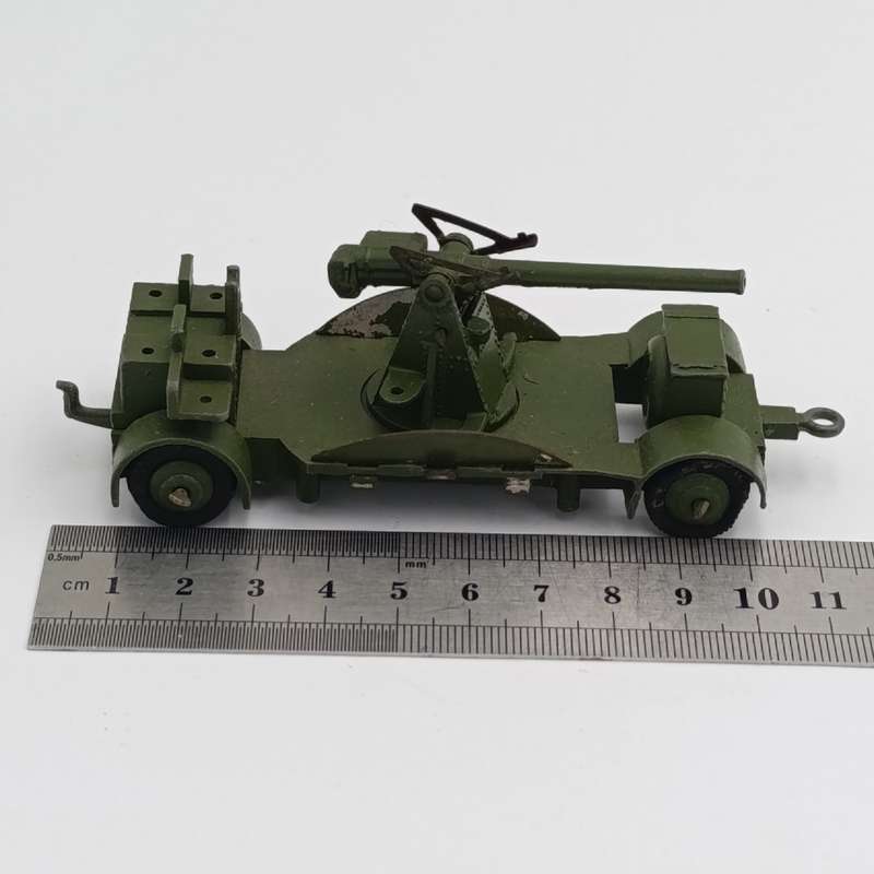 Meccano Dinky Toys #161 B Anti-Aircraft gun on trailer