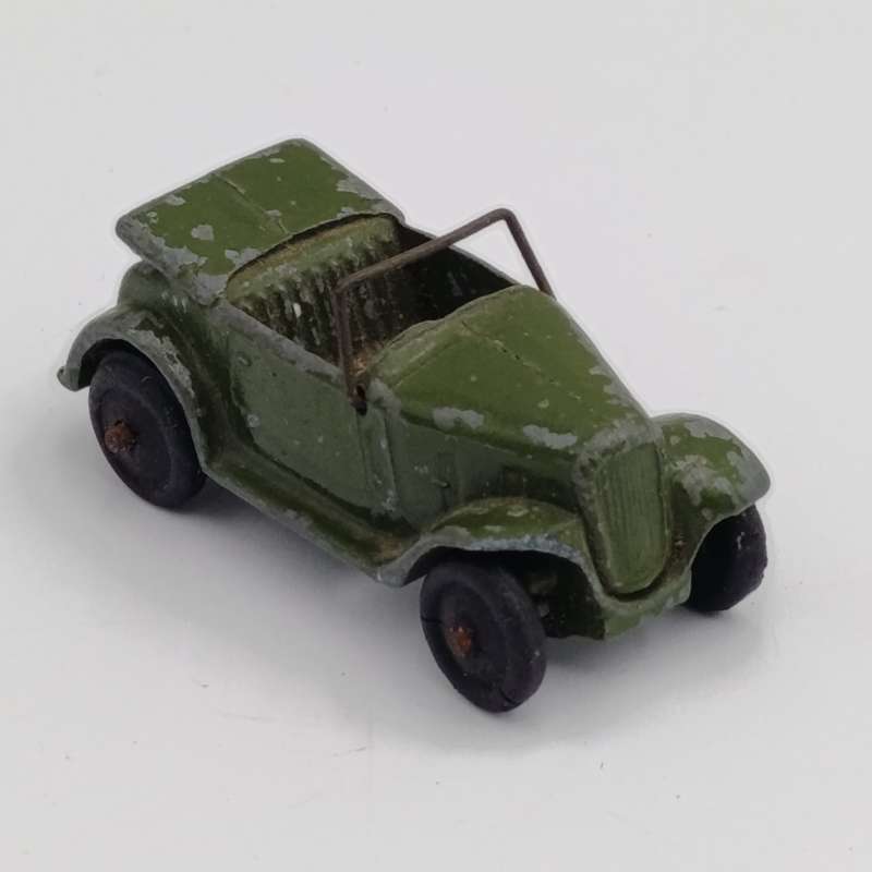 Pre War Dinky Toys #152C Austin Seven toy car