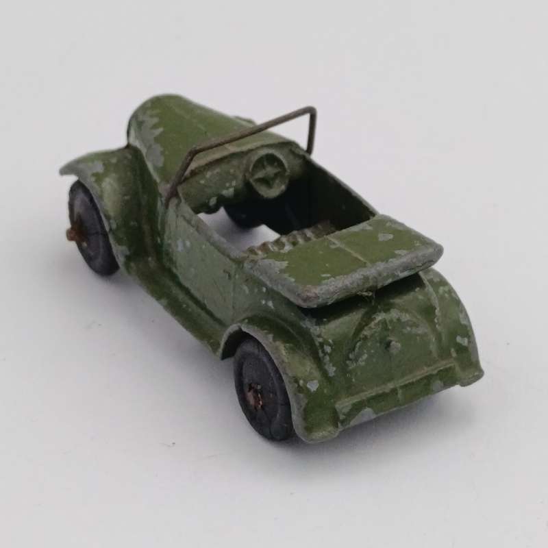 Pre War Dinky Toys #152C Austin Seven toy car