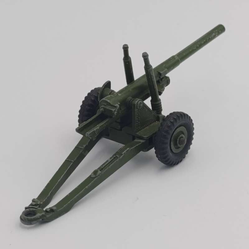 Meccano Dinky Toys #692 5.5 medium gun