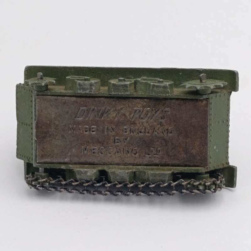 Meccano Dinky Toys #152A Light tank - one track missing