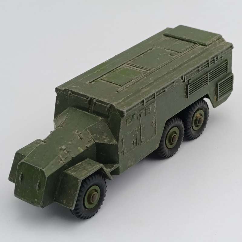 Meccano Dinky Toys #677 Armoured command vehicle