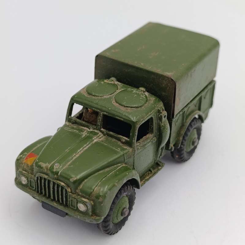Mecanno Dinky Toys #641 Army 1 Ton Cargo truck