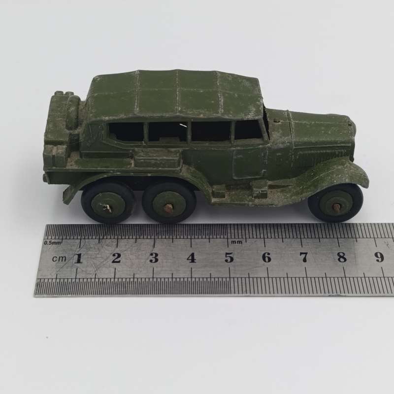 Meccano Dinky Toys #152B six wheeled Reconnaissance car