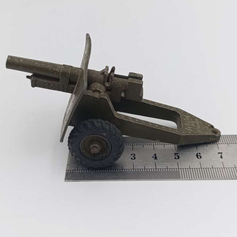 Britains Ltd 25 pounder field gun cannon