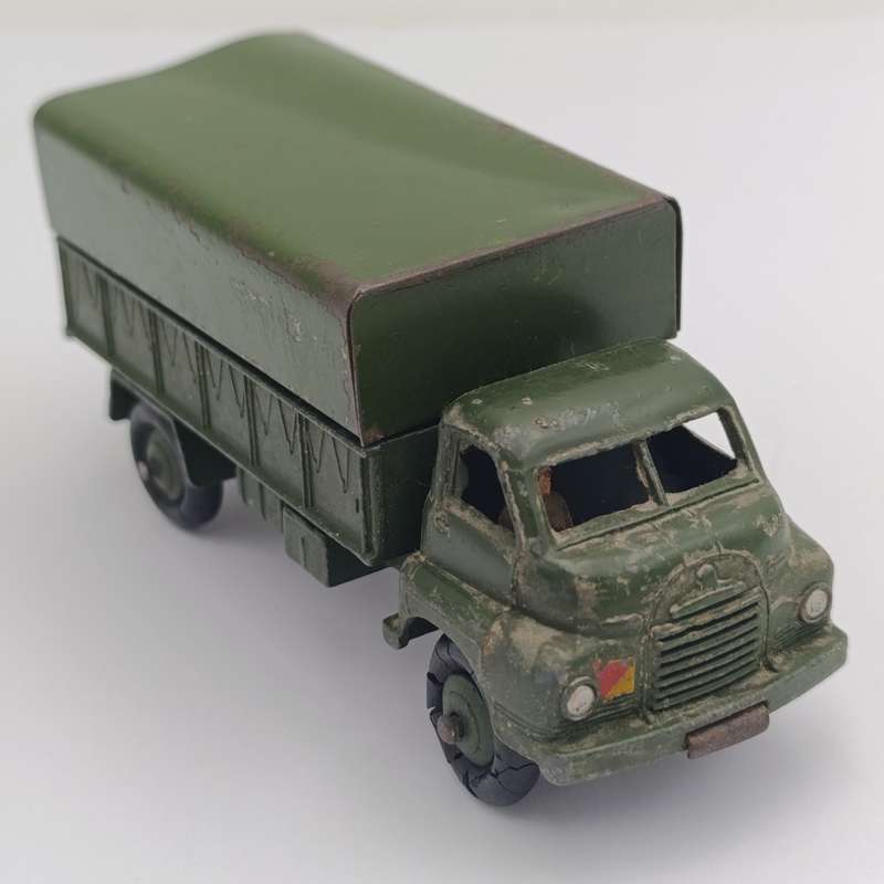Mecanno Dinky Toys #621 Army 3 ton wagon truck