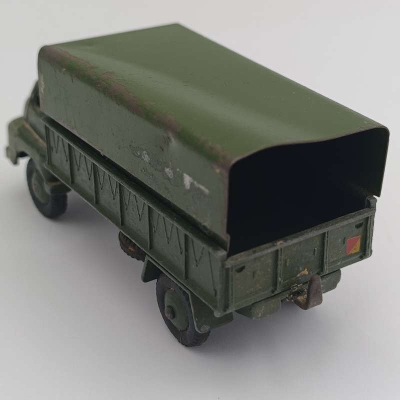 Mecanno Dinky Toys #621 Army 3 ton wagon truck