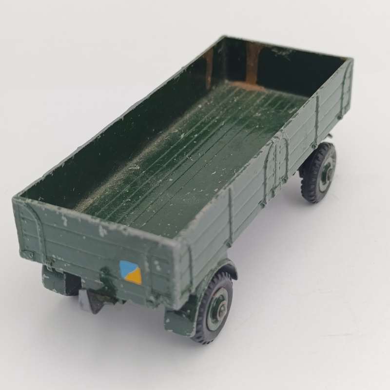 Meccano Dinky Toys 428 trailer - repainted