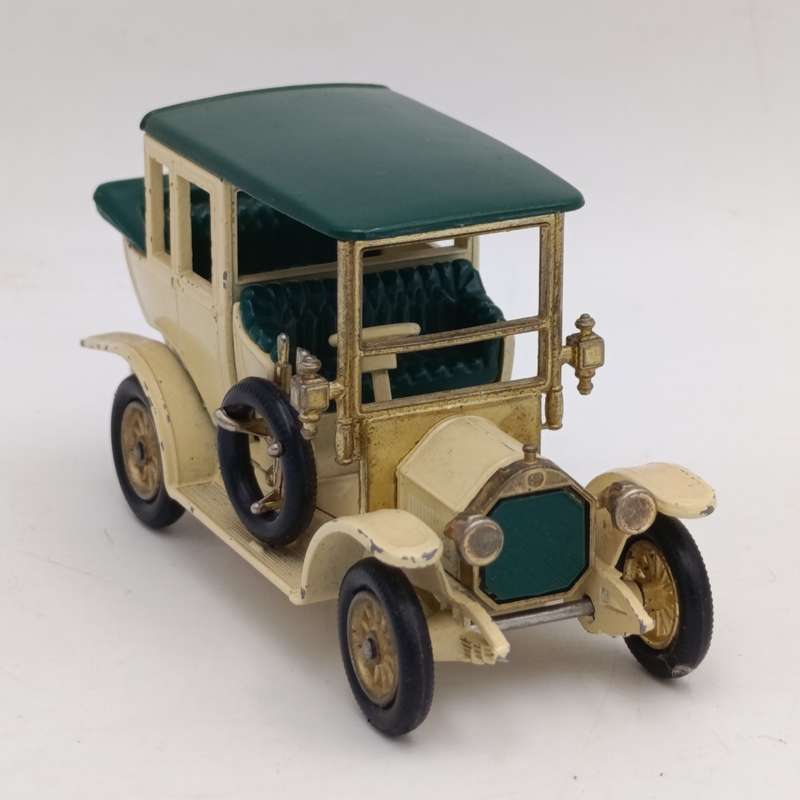 Matchbox Models of Yesteryear 1910 Benz Limousine die-cast model car