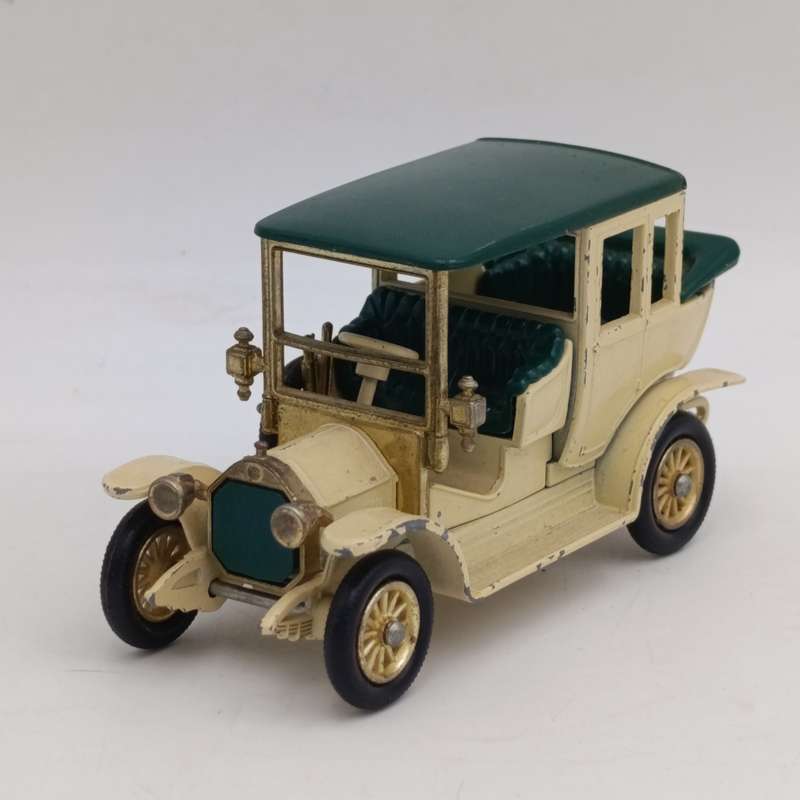 Matchbox Models of Yesteryear 1910 Benz Limousine die-cast model car