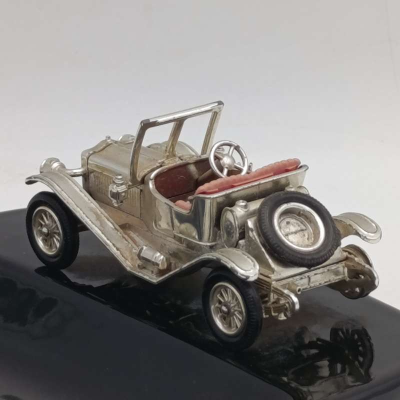 Lesley Matchbox Models of Yesteryear model car sweets bowl