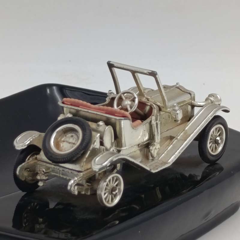 Lesley Matchbox Models of Yesteryear model car sweets bowl