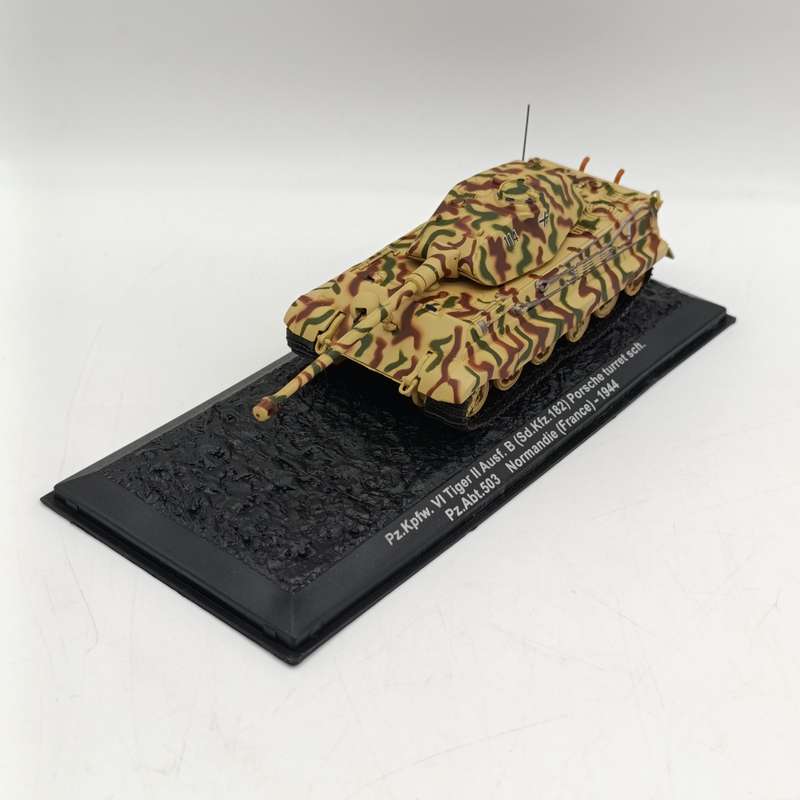 German Panzer kampfwager VI Tiger II die-cast combat tank