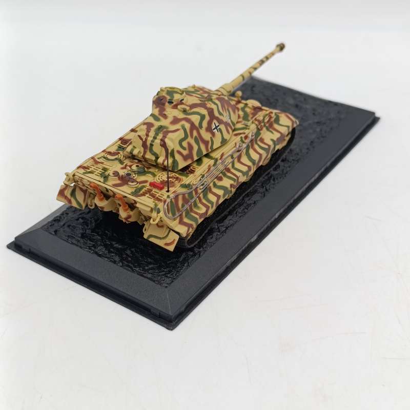 German Panzer kampfwager VI Tiger II die-cast combat tank
