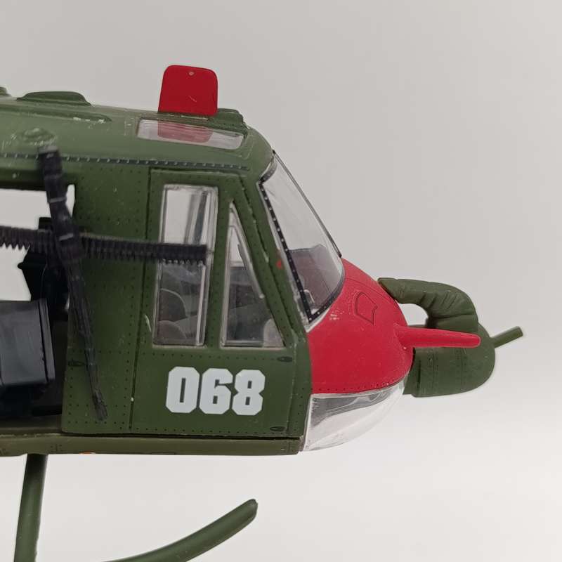 Motorworks Air Power Huey Hog die-cast helicopter - US Marines - scale - 1/32