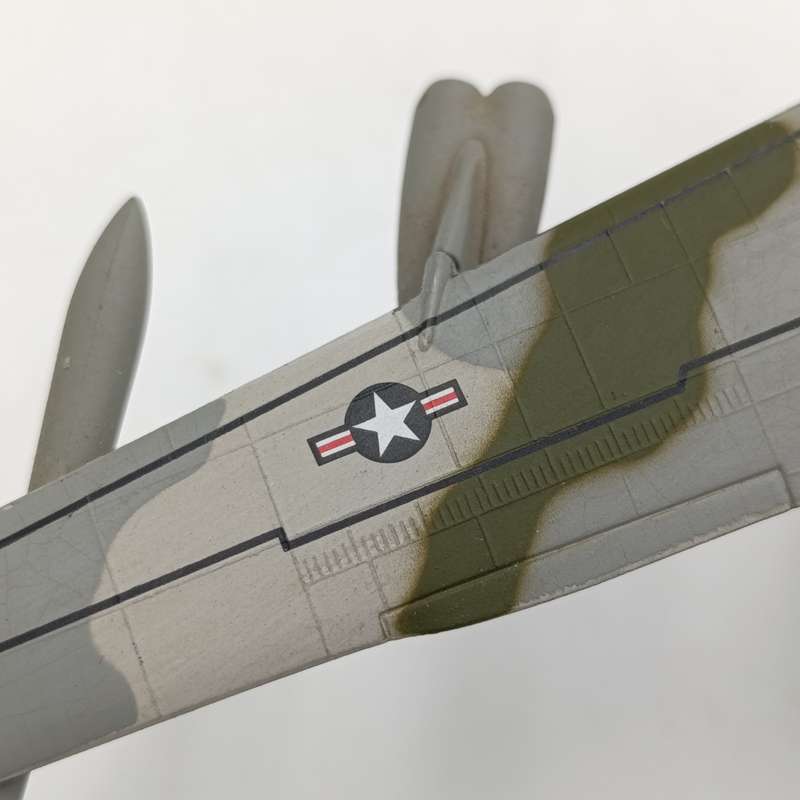 Boeing B-52 US Air Force die-cast model plane - scale - 1/300