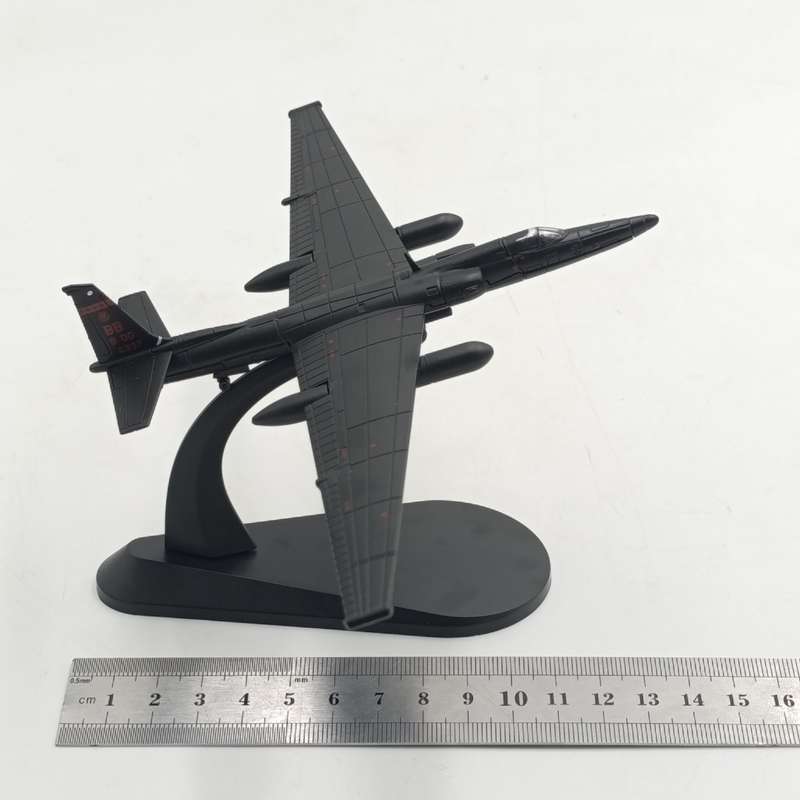 Amercom U-2 Dragon Lady Reconnaissance die-cast model plane in box - scale 1/144