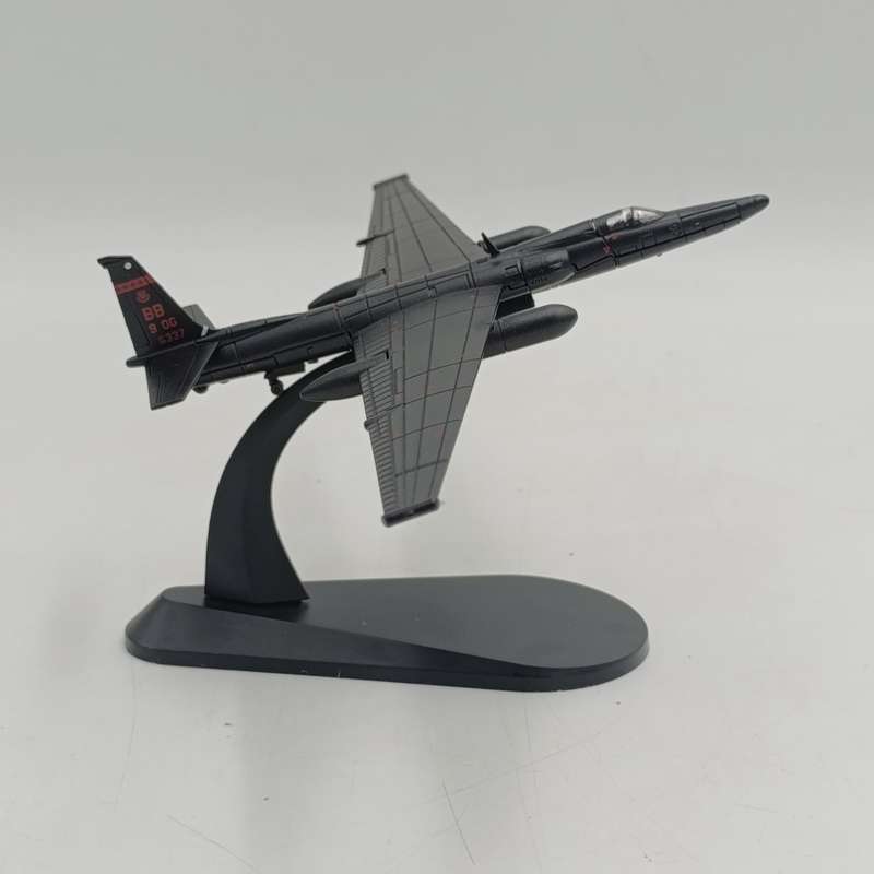 Amercom U-2 Dragon Lady Reconnaissance die-cast model plane in box - scale 1/144