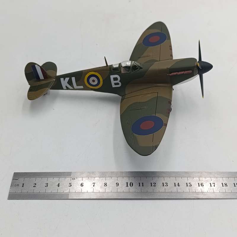 Armour Collection Spitfire die-cast model plane in box - Scale 1/48