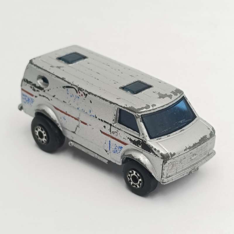 Vintage Matchbox #68 Chevy Van die-cast toy car