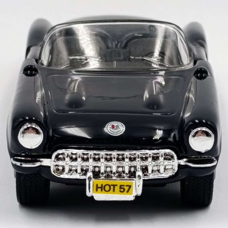 Maisto 1957 Chevrolet Corvette die-cast model car - Pull back action - scale 1/39