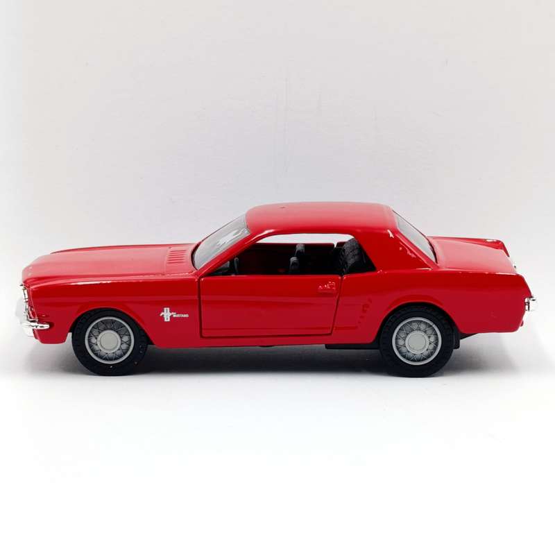 Maisto 1965 Ford Mustang die-cast model car - Pull back action - scale 1/39