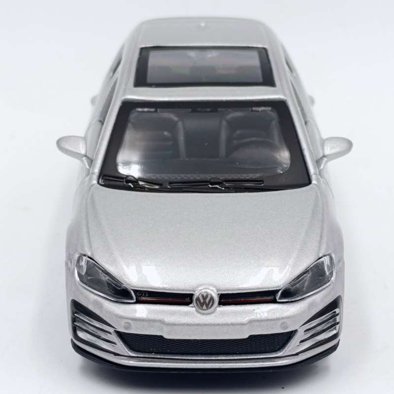 Maisto Volkswagen Golf Gti die-cast model car - Pull back action - scale 1/38