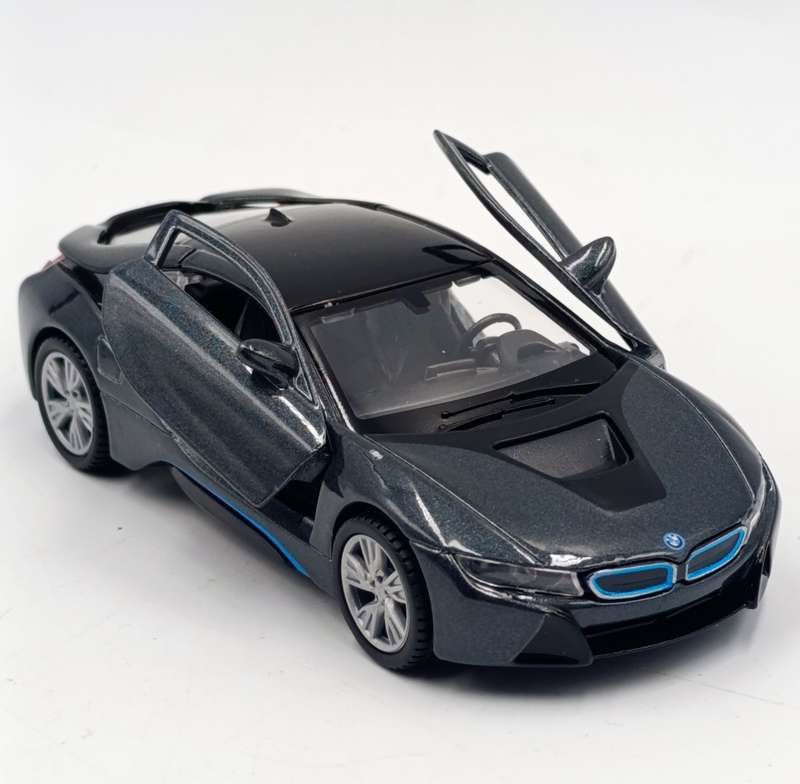 Maisto BMW i8 die-cast model car - pull back action - scale 1/41