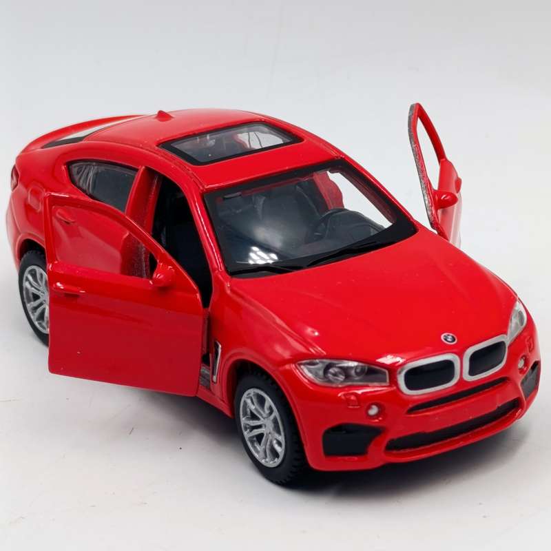 Maisto BMW X6 M die-cast model car - pull back action - scale 1/42