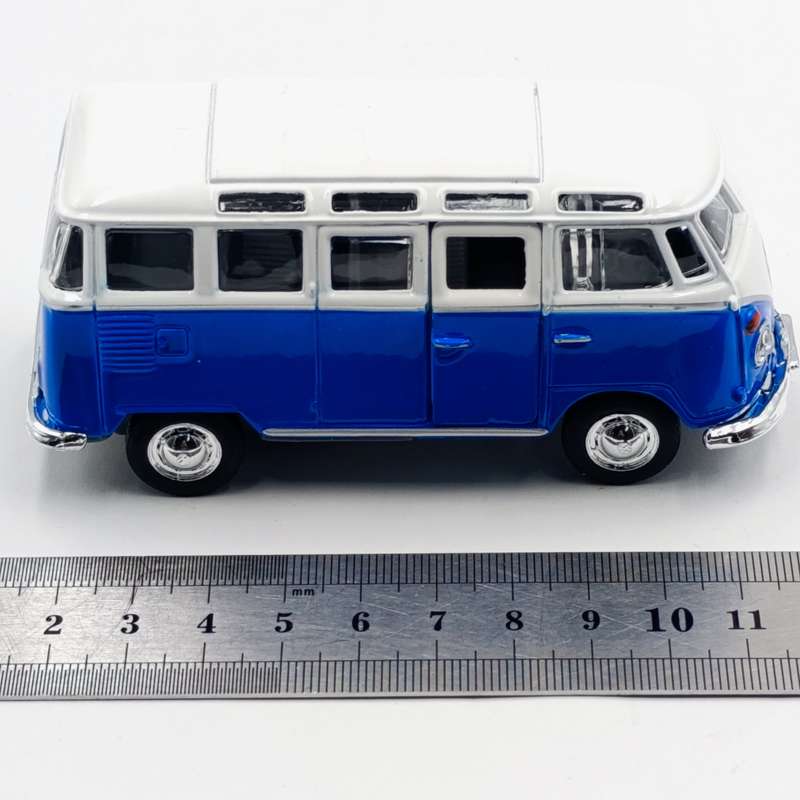 Maisto Volkswagen Van Samba die-cast model car - pull back action - scale 1/40