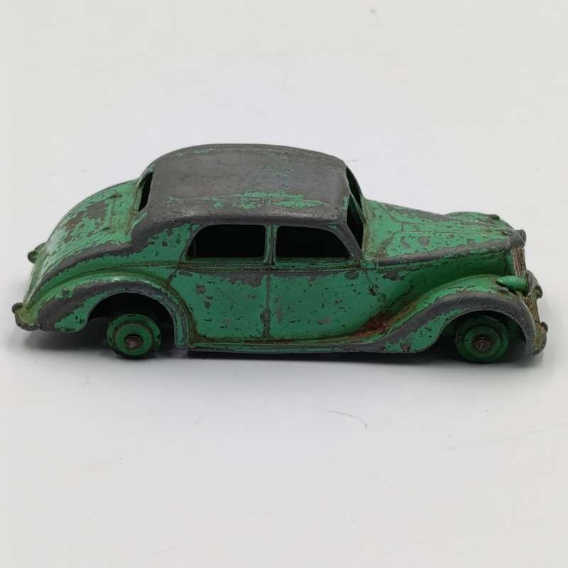 Meccano Dinky Toys #40A Riley toy car - missing tyres