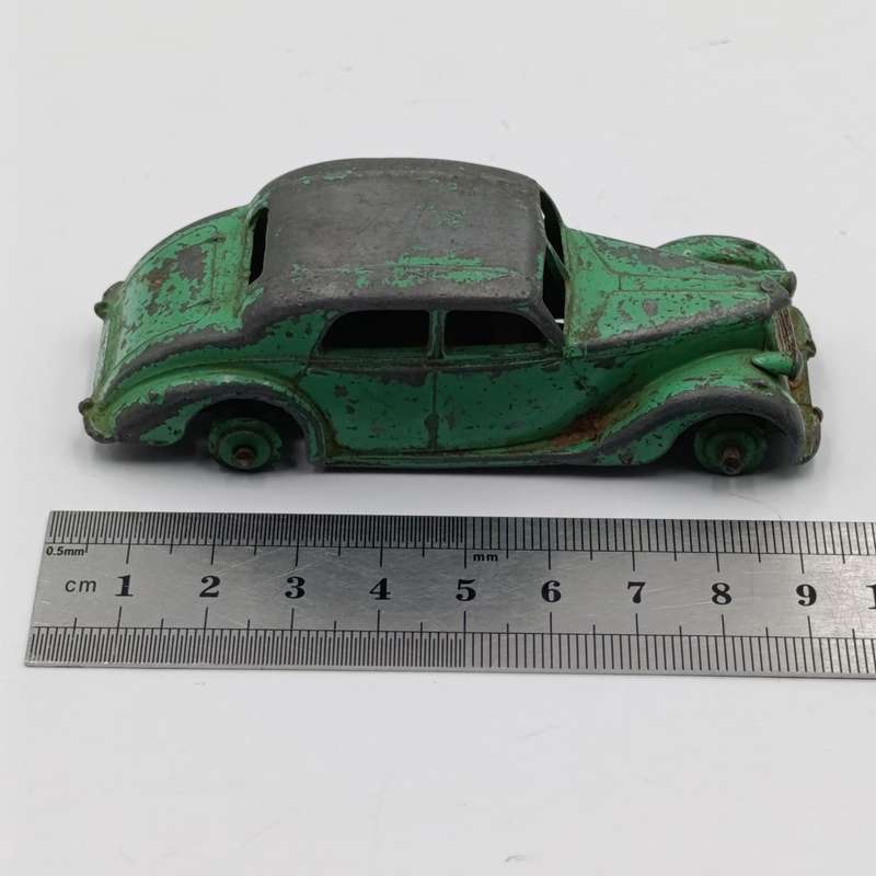 Meccano Dinky Toys #40A Riley toy car - missing tyres