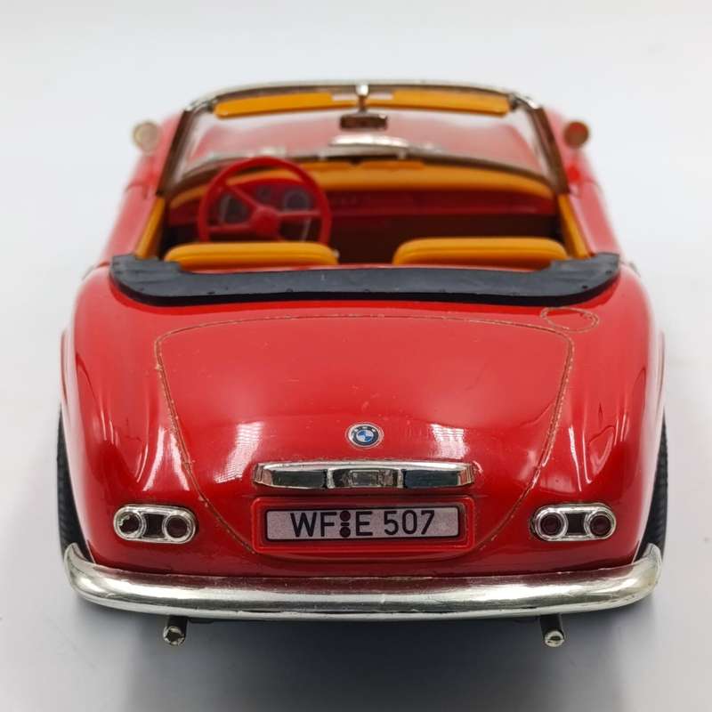Revell BMW 507 die-cast model car with extra hard top roof - scale 1/18